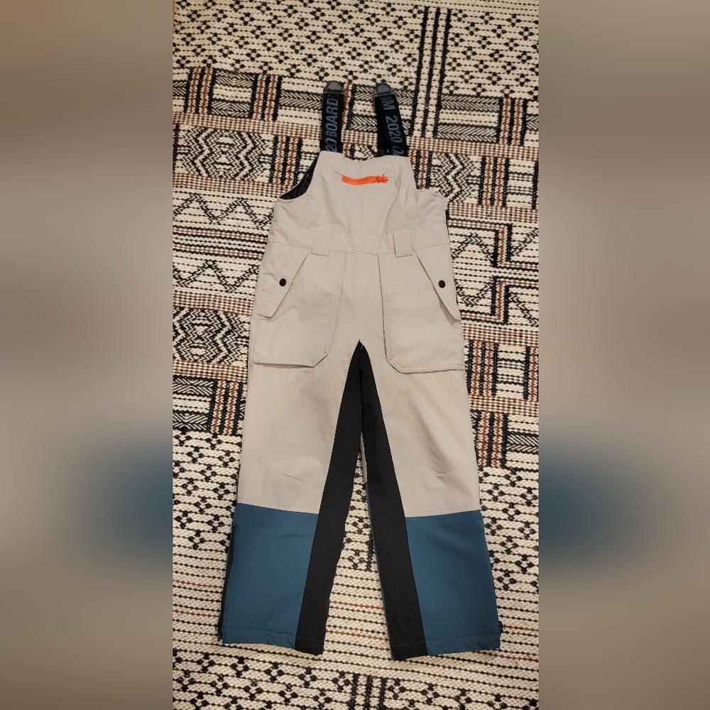Snowboard pants * Ski pants * Snow pants